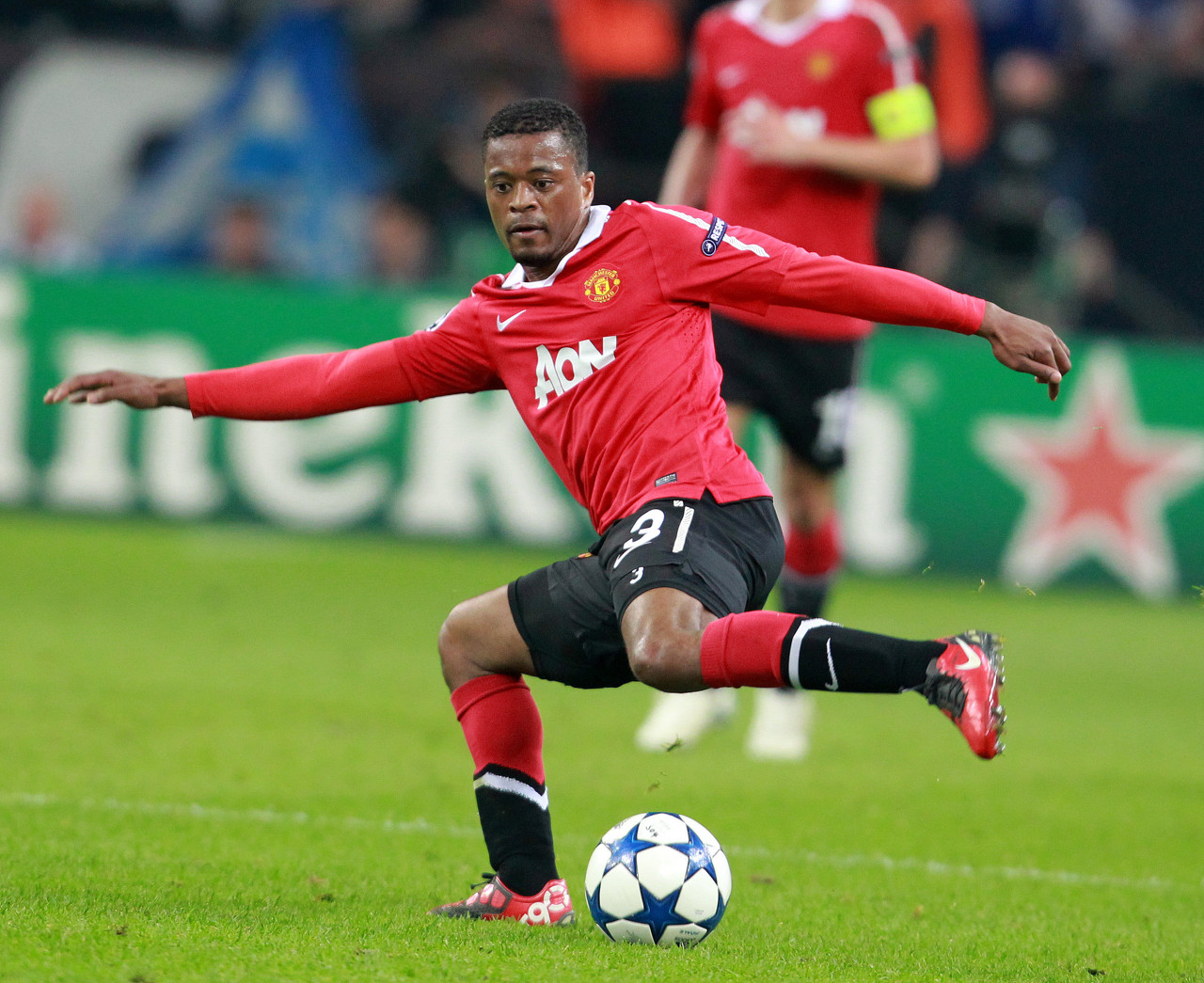 往与大众不 往与大众不